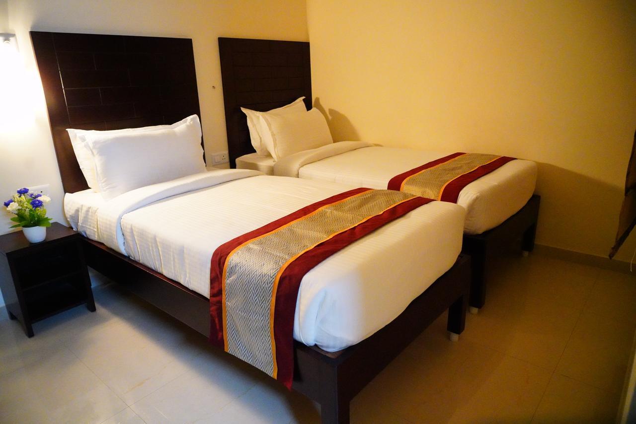 Five Falls Resort Kuttālam Екстериор снимка