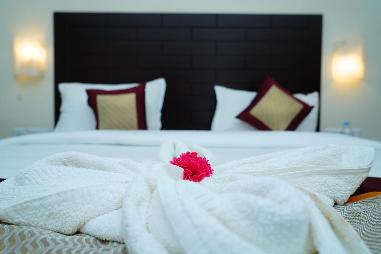 Five Falls Resort Kuttālam Екстериор снимка